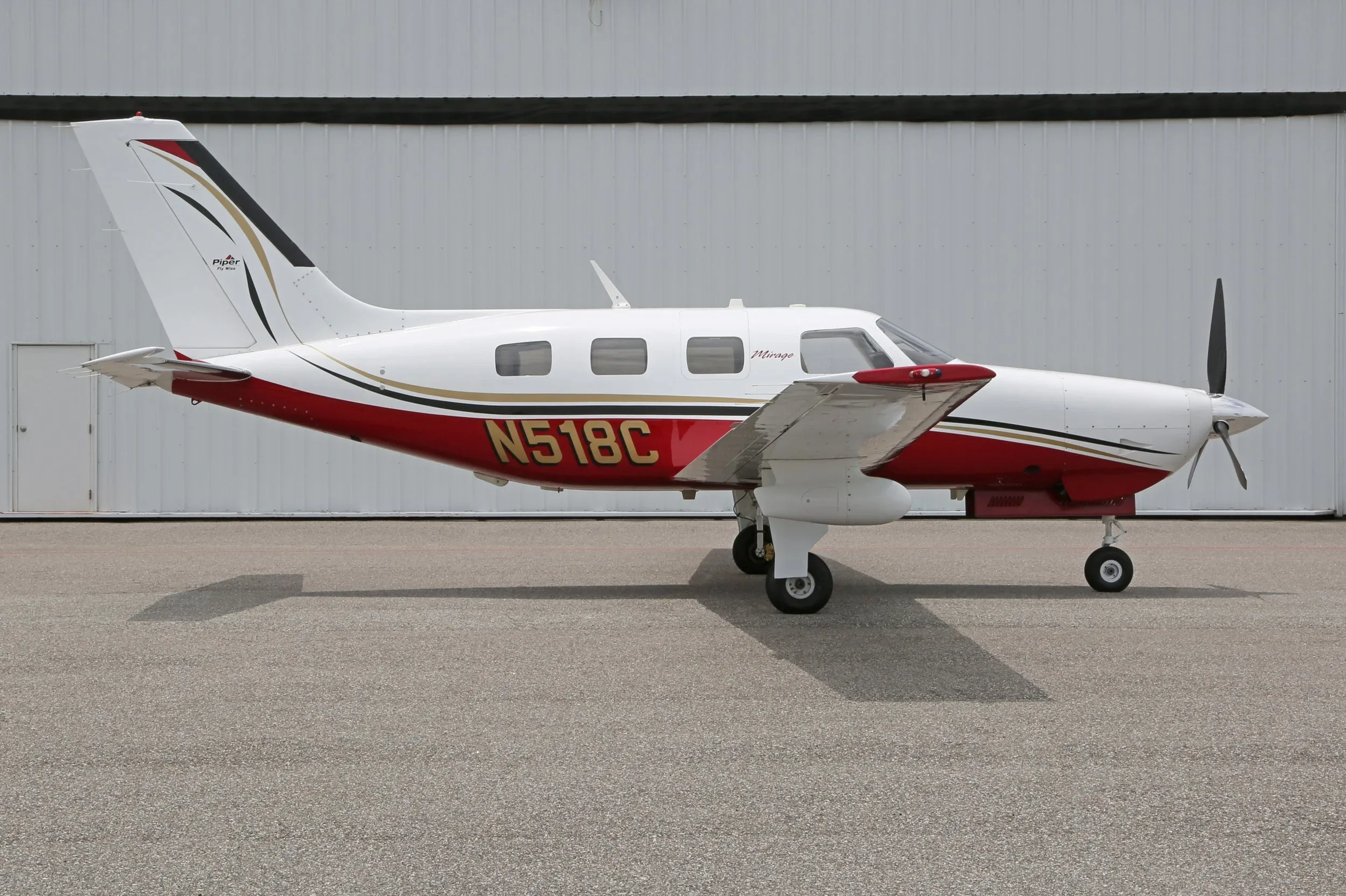 Exterior view of a 2008 Piper MIRAGE PA-46-350P.