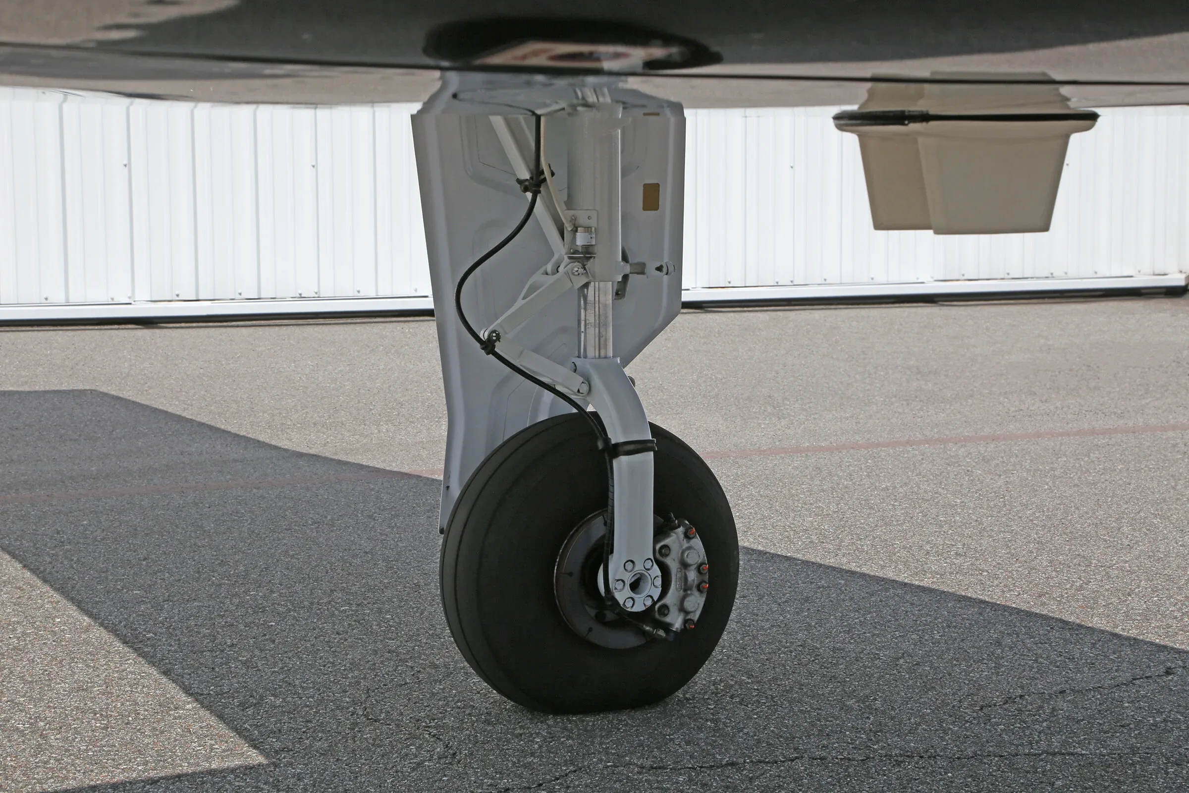 Engine detail of a 2014 Piper PA-46 350P MIRAGE.