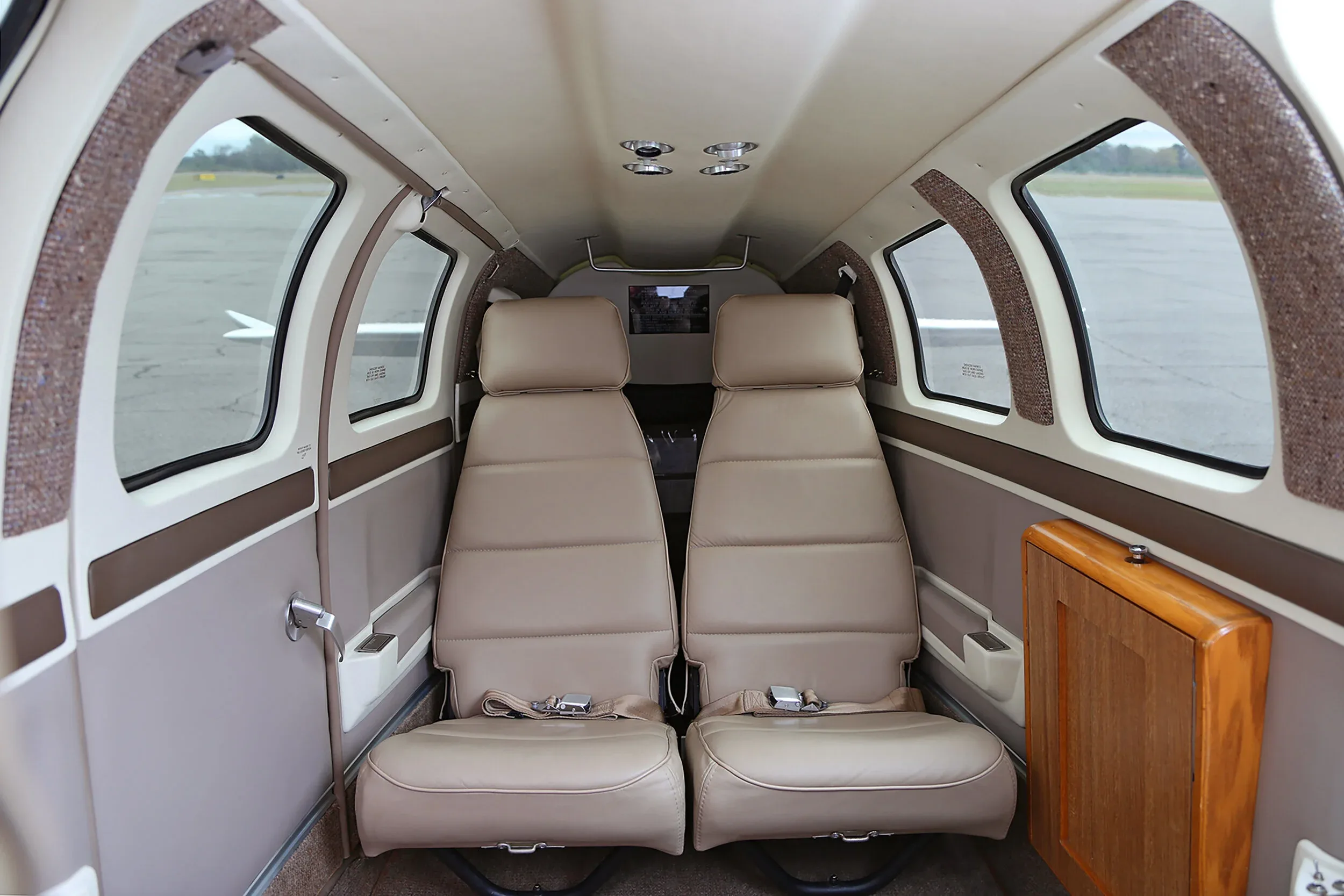 Cabin interior of a 1995 Beechcraft Bonanza.