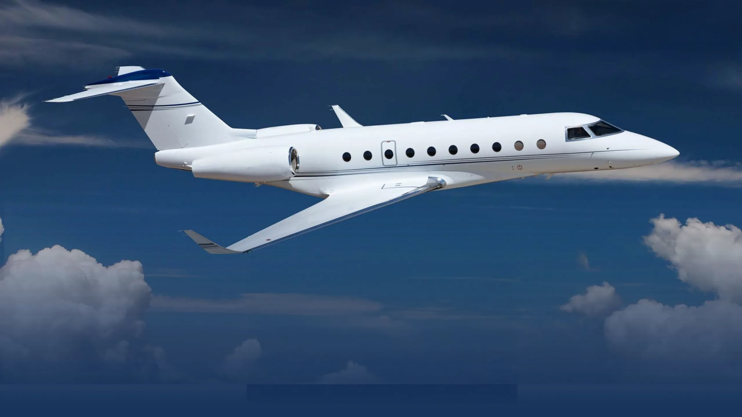 Marketing image of a 2017 Gulfstream G280.