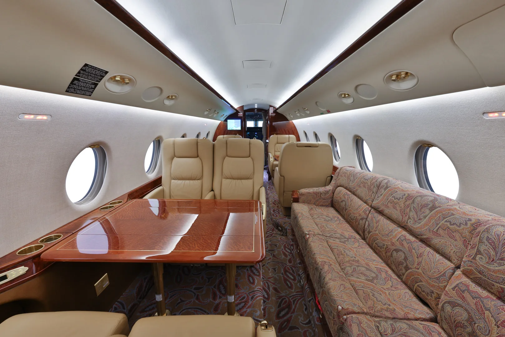 Cabin interior of a 2008 Gulfstream G200.