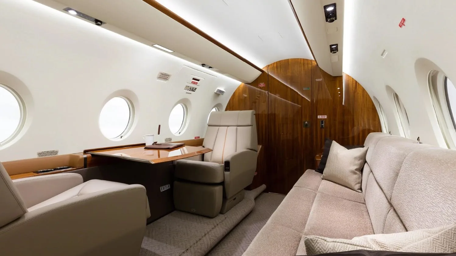 Cabin interior of a 2017 Gulfstream G280.
