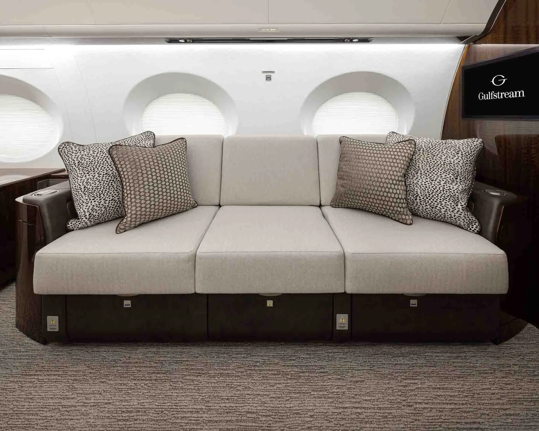 Cabin interior of a 2020 Gulfstream G500.