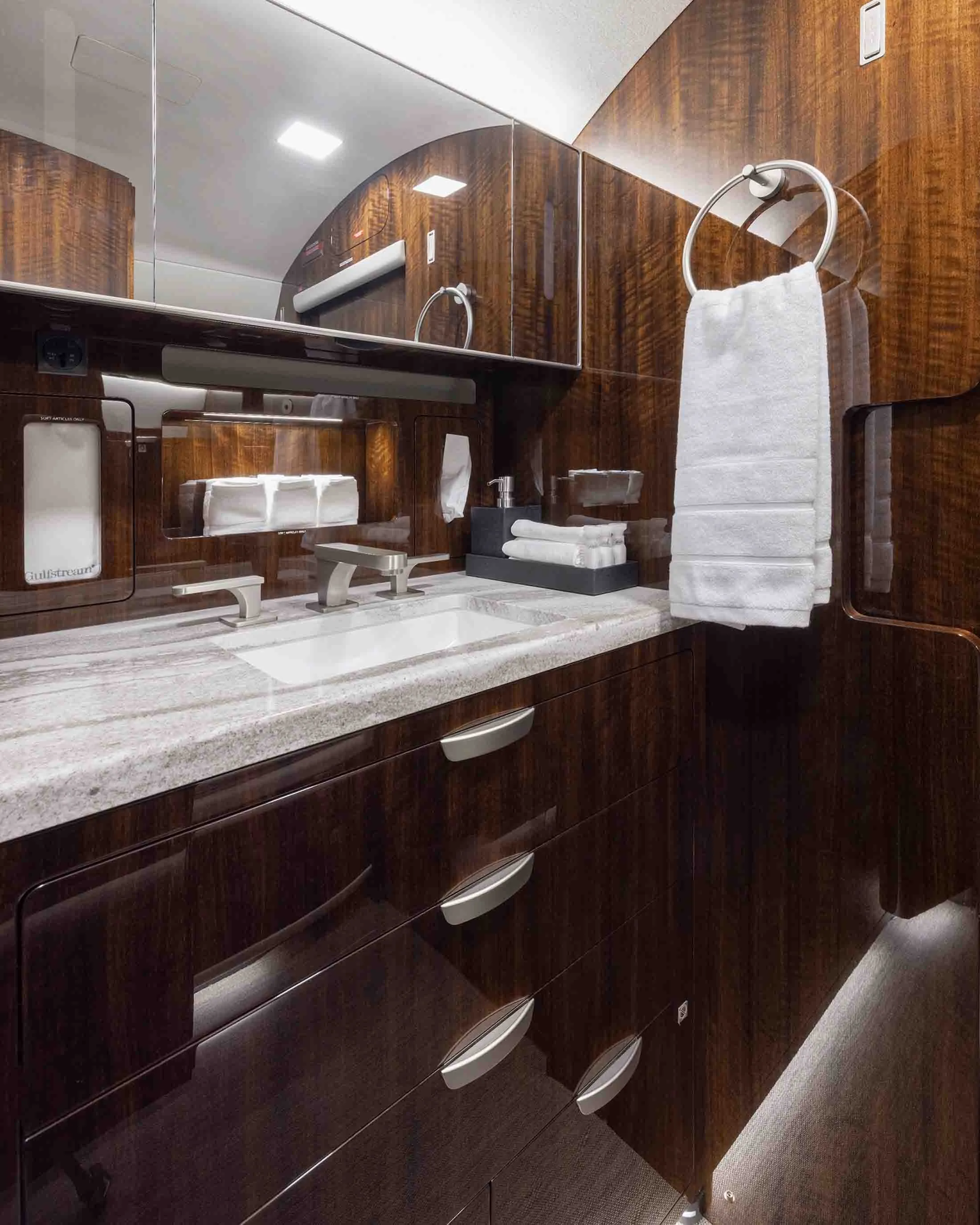 Cabin interior of a 2020 Gulfstream G500.