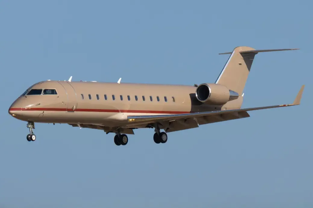 Bombardier Challenger 850