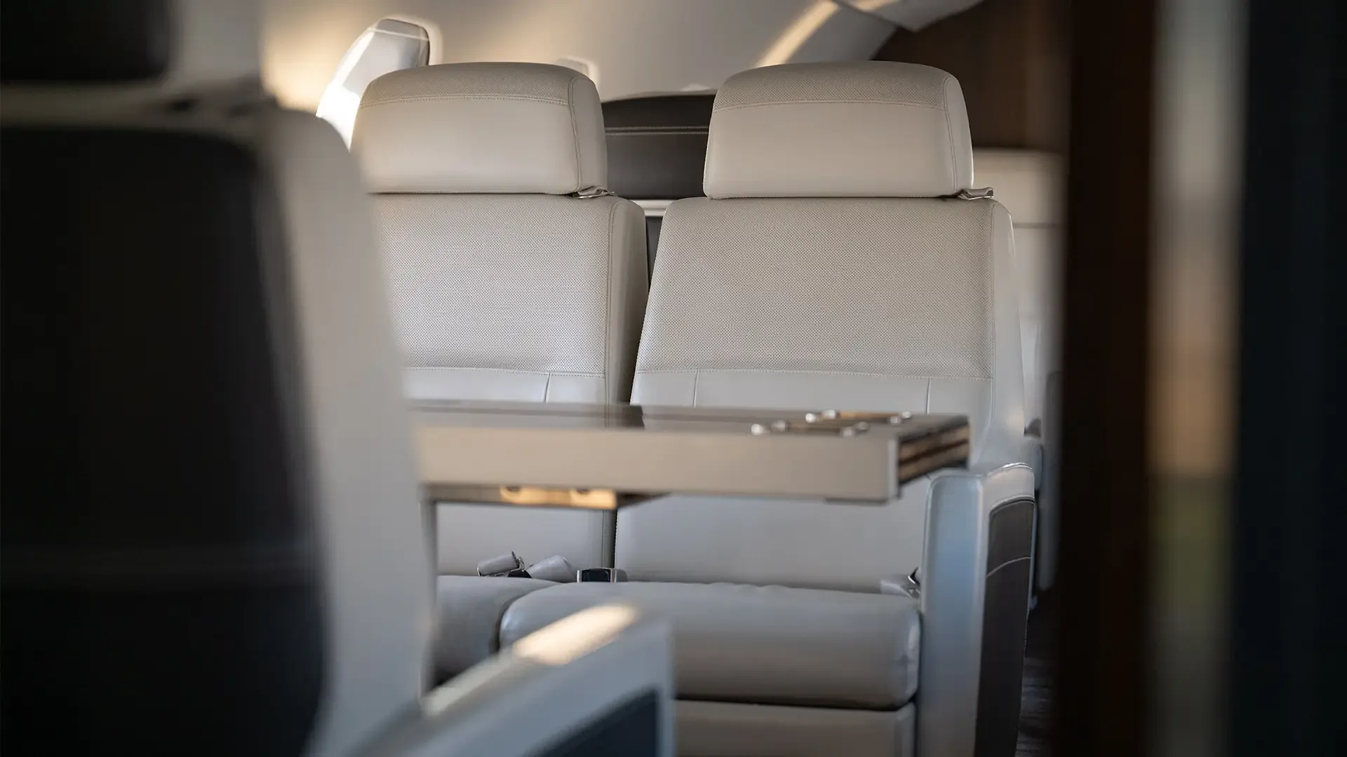Cabin interior of a Bombardier Global 6000.