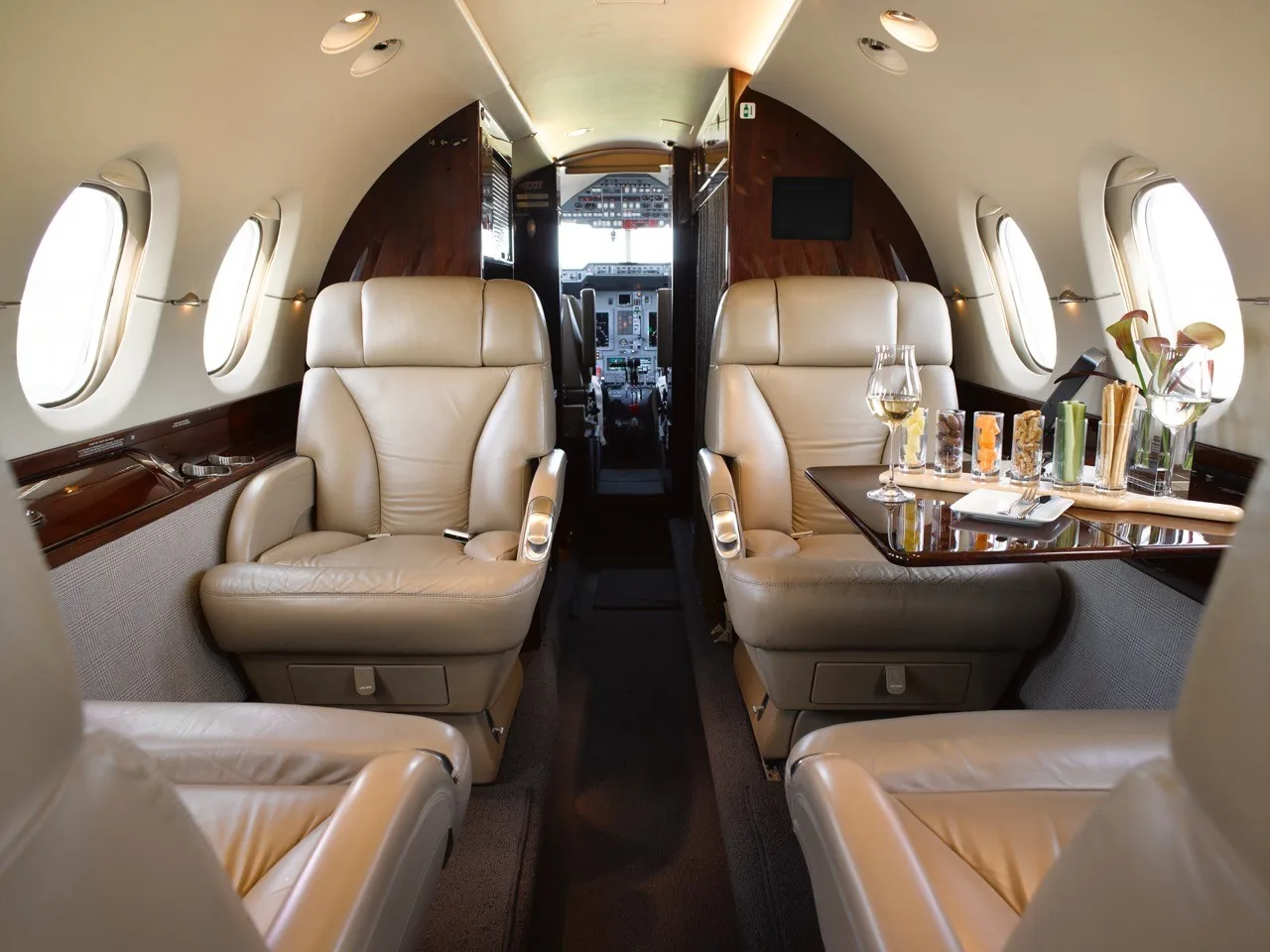 Cabin interior of a 2005 Hawker 800xp.