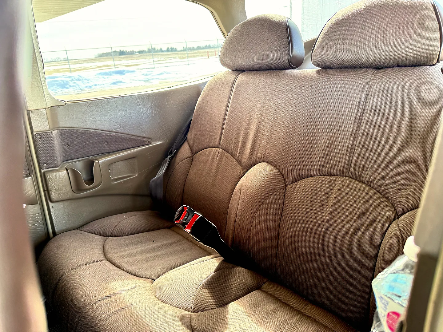 Cabin interior of a 2001 Cessna 172R.