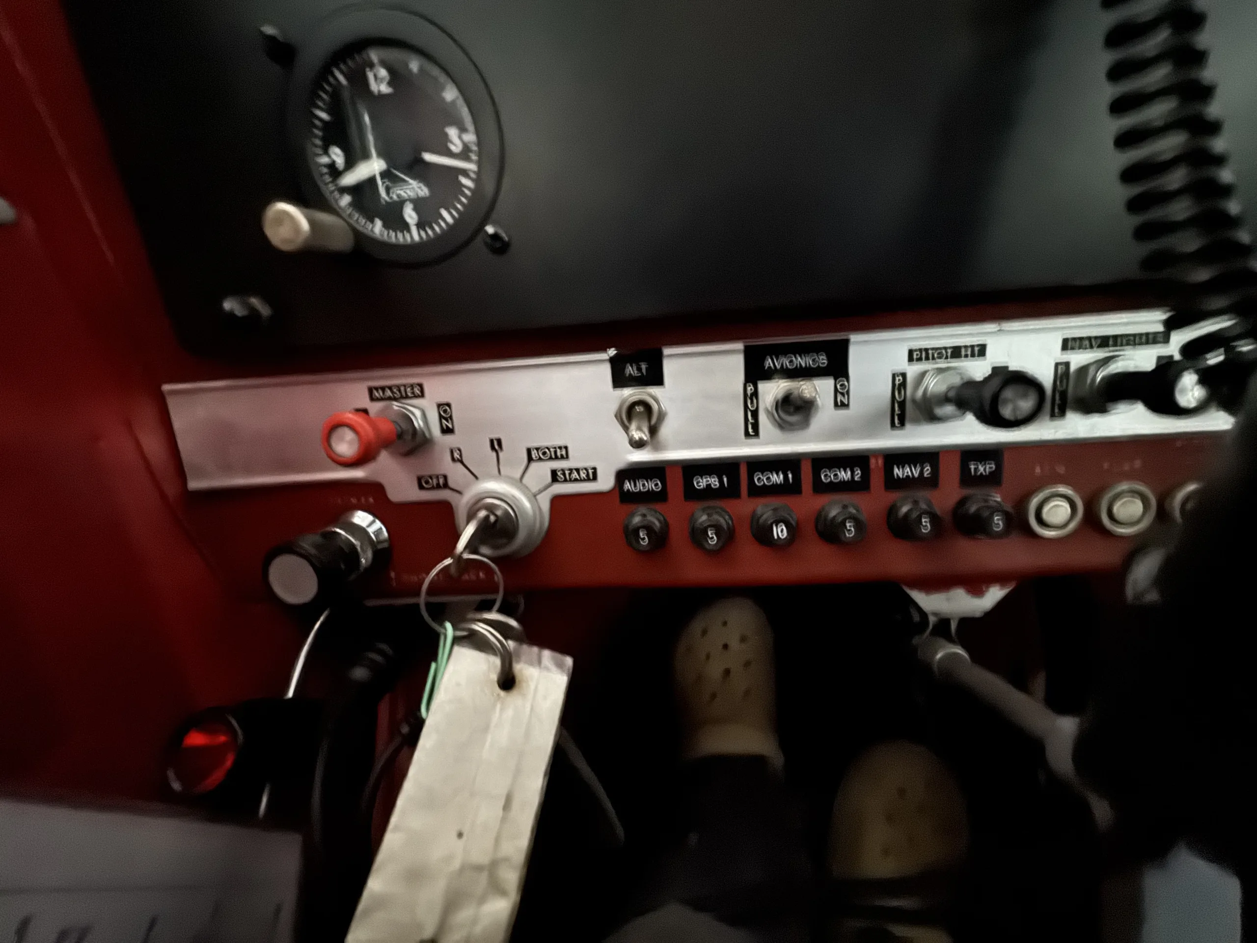 Cockpit and instrument panel of a 1968 Cessna 172I.