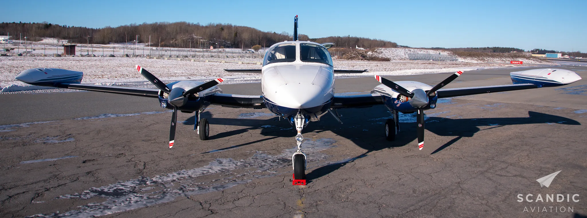 Exterior view of a 1976 Cessna 414 RAM VI – 1976.
