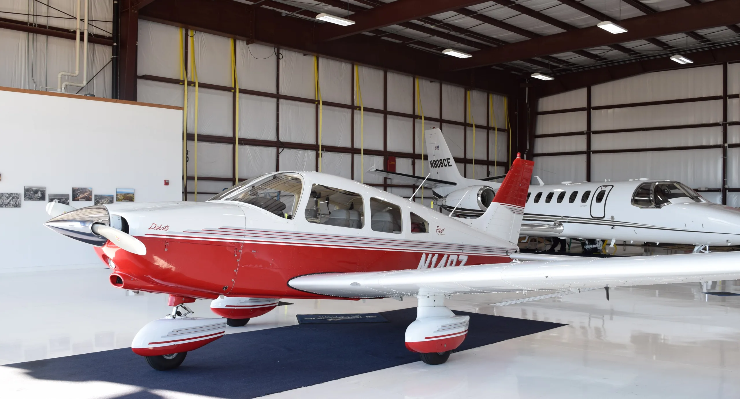 Exterior view of a Piper dakota, N14PZ.