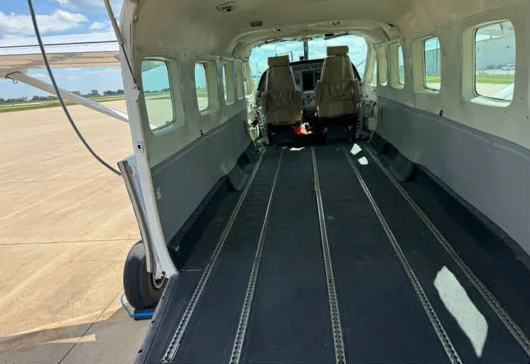2000 Cessna 208B Caravan Cargo N861MA