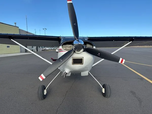 Exterior view of a 1967 Cessna 180 Skywagon (P-Ponk 470-50 engine) $250,000 - N164JD (Minnesota).