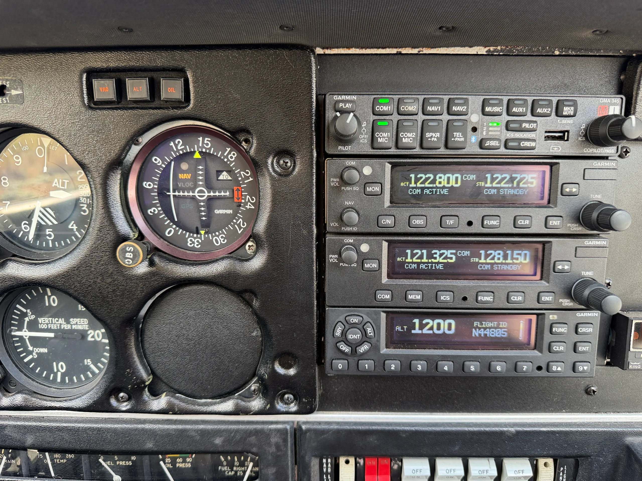 Avionics suite of a 1974 Piper Cherokee PA-28-140/160 - $65,000 - N44805 (Local to Placerville).