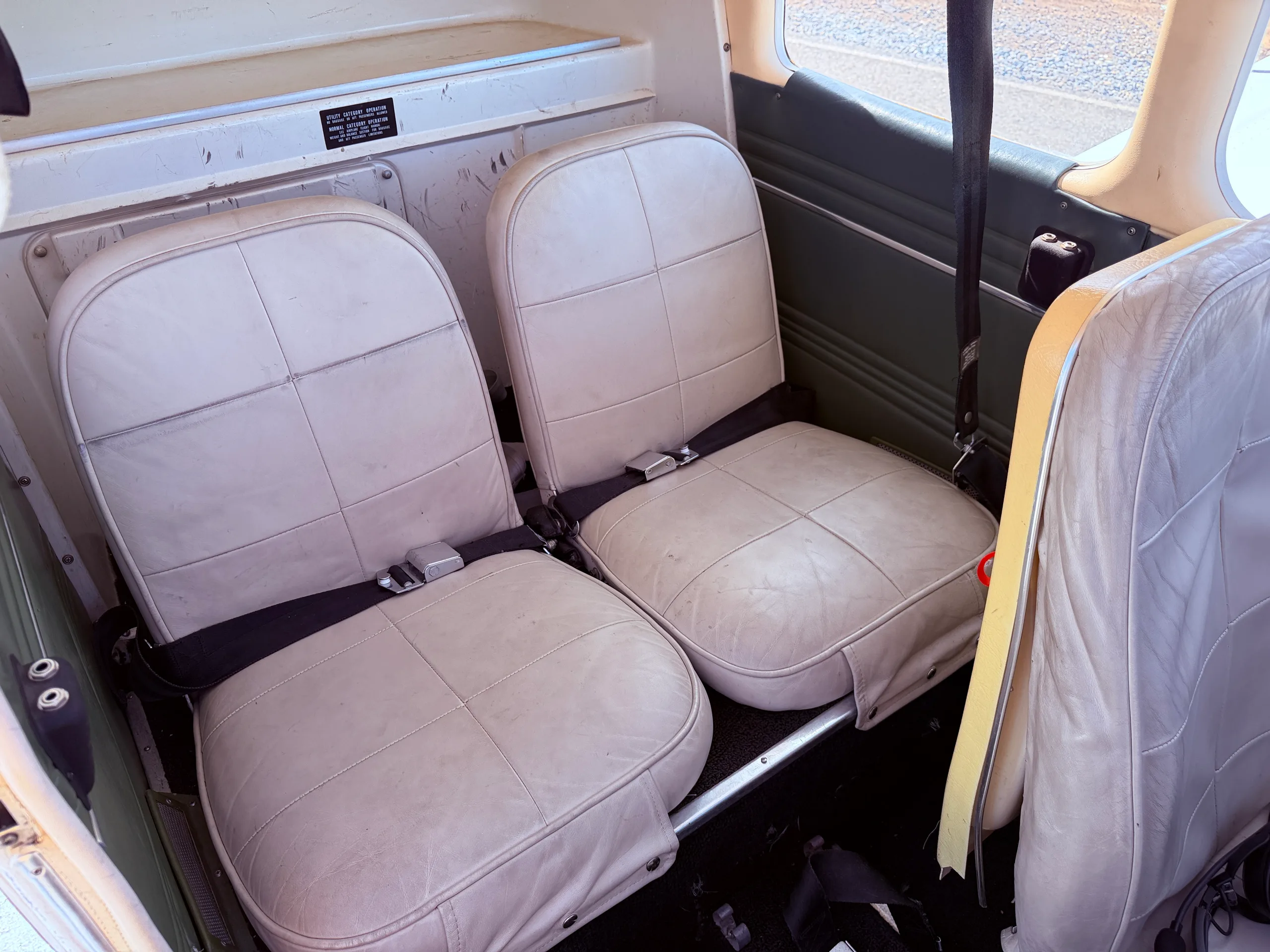 Cabin interior of a 1974 Piper Cherokee PA-28-140/160 - $65,000 - N44805 (Local to Placerville).