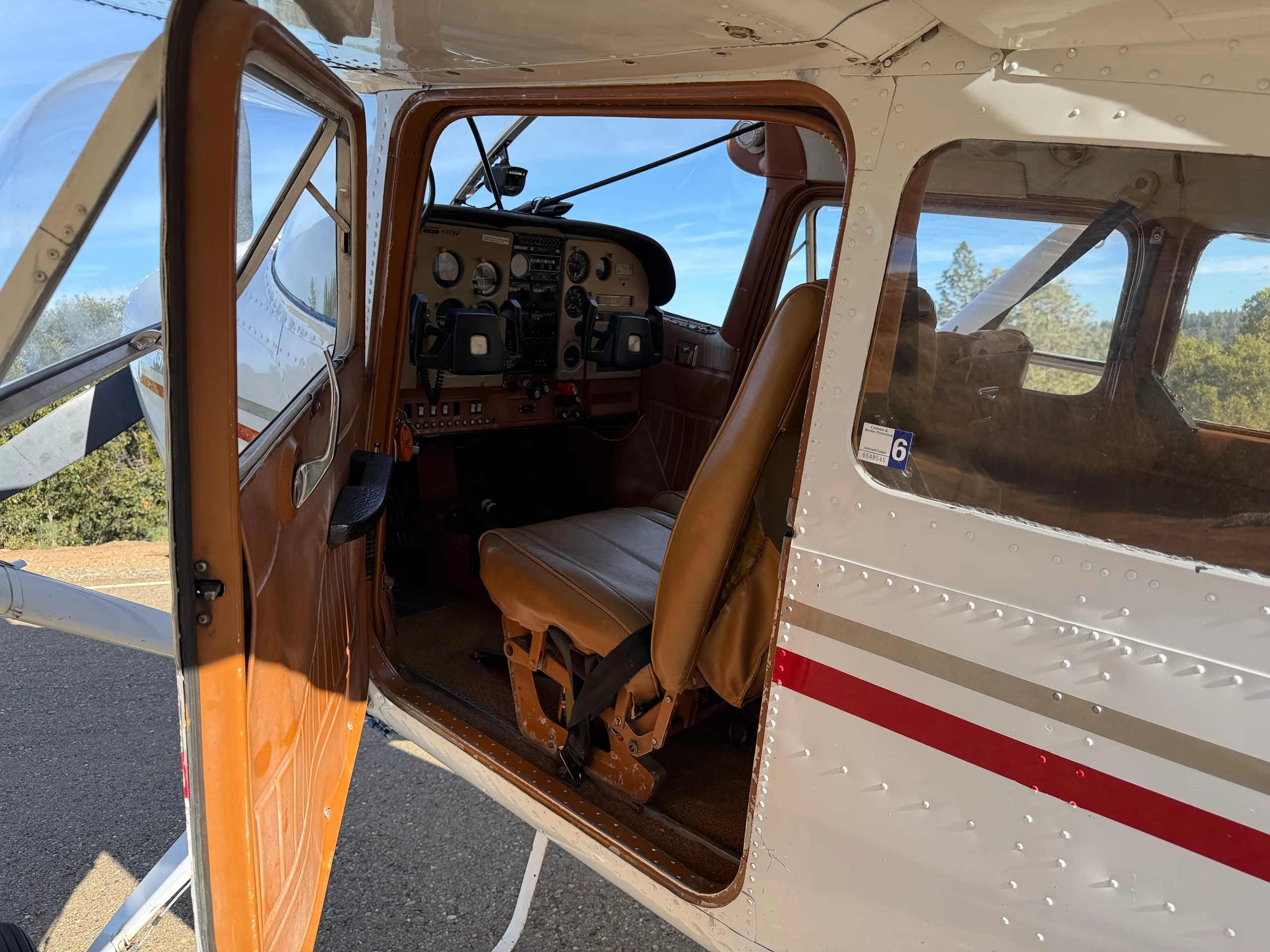1976 Cessna A185F Skywagon - $220,000 - N115AW (Here at Placerville)