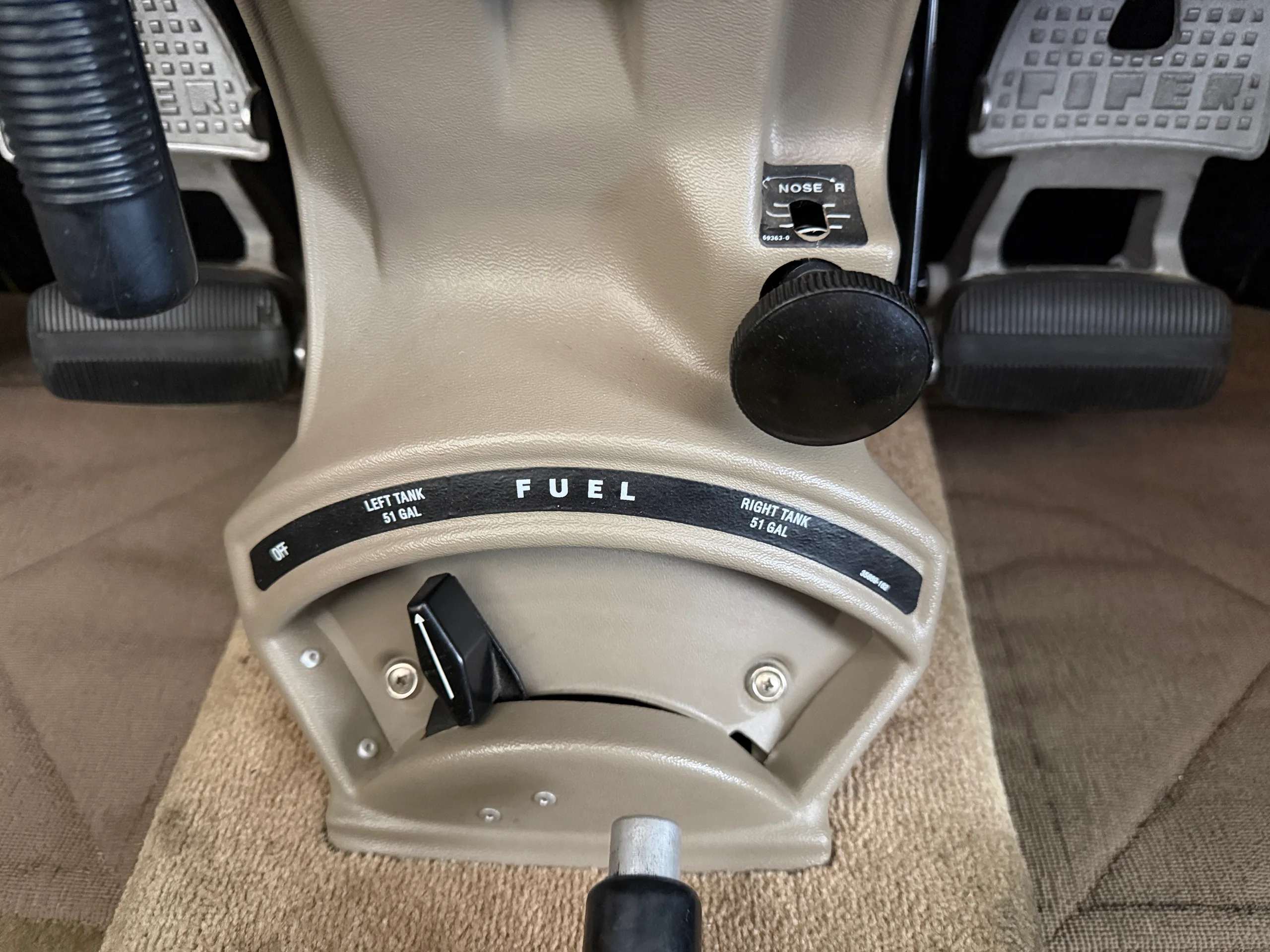 Cockpit and instrument panel of a 2003 Piper (Saratoga) 6XTC (Fixed gear) - $399,000 - N5369J (Local to Placerville).