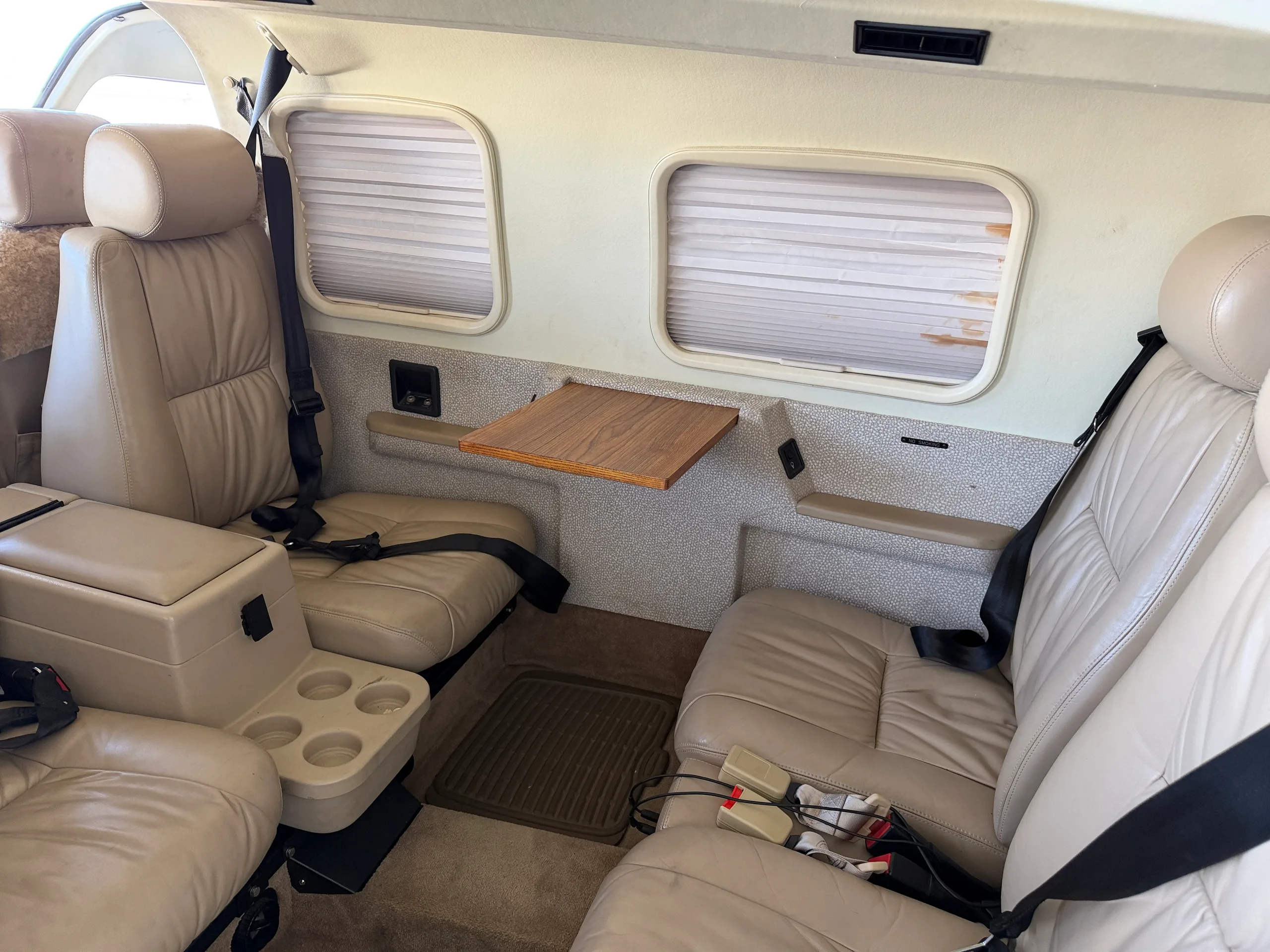 Cabin interior of a 2003 Piper (Saratoga) 6XTC (Fixed gear) - $399,000 - N5369J (Local to Placerville).