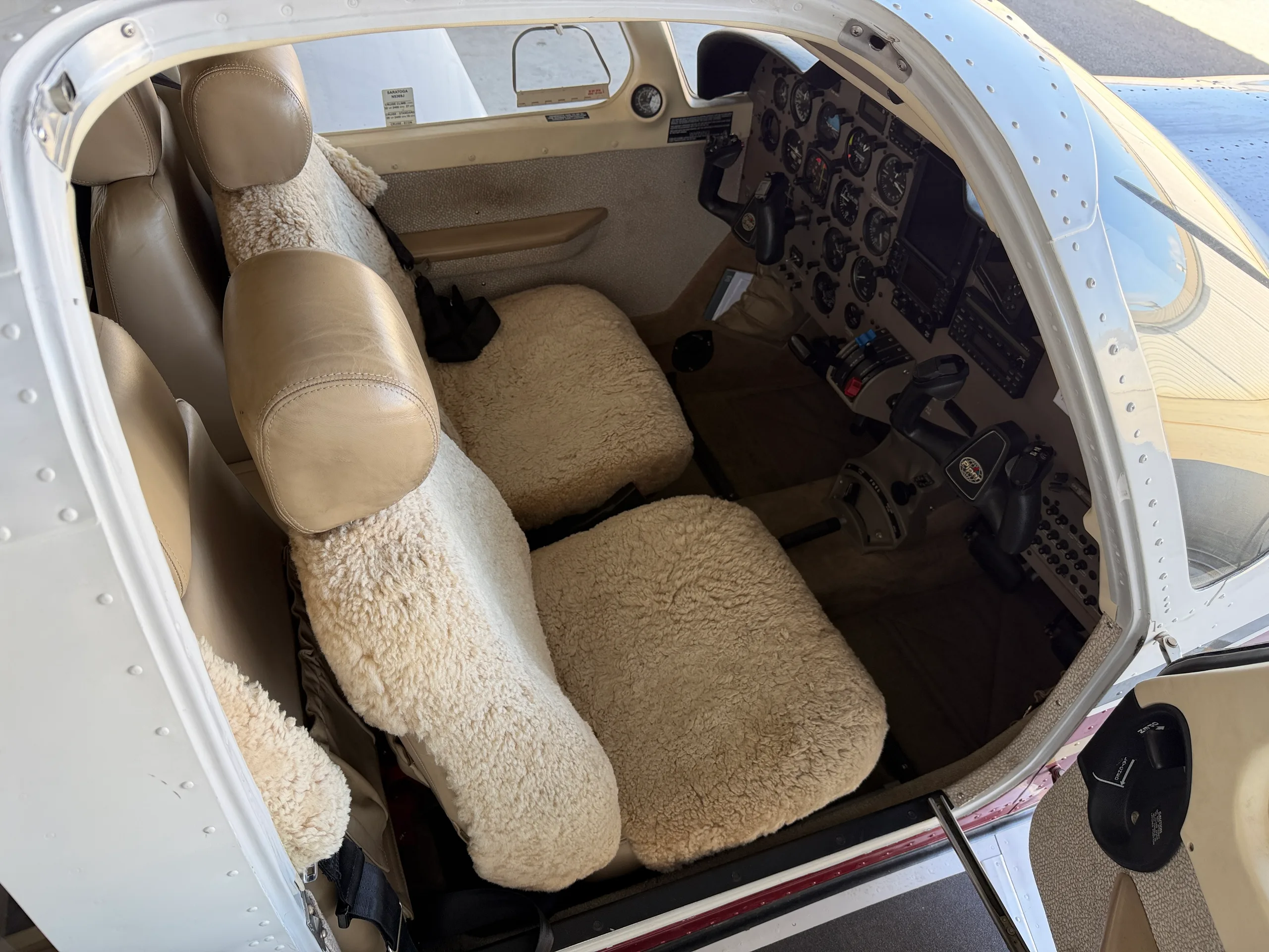Cabin interior of a 2003 Piper (Saratoga) 6XTC (Fixed gear) - $399,000 - N5369J (Local to Placerville).
