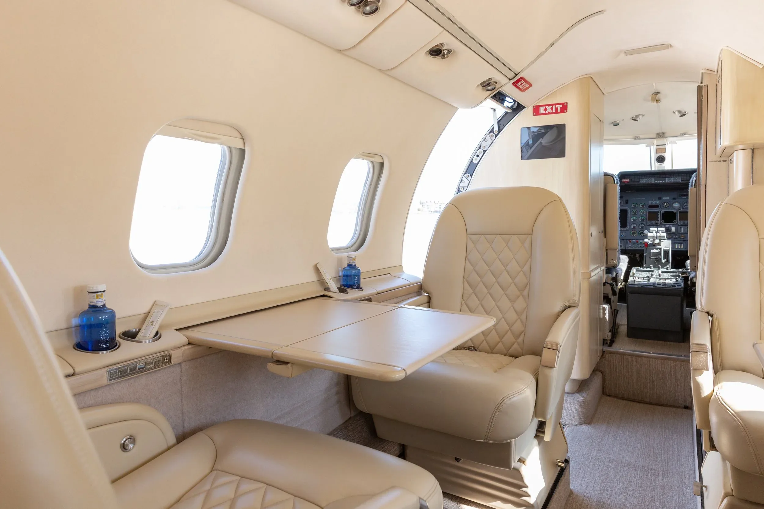 Cabin interior of a 1994 Learjet 60 — SmartJets.