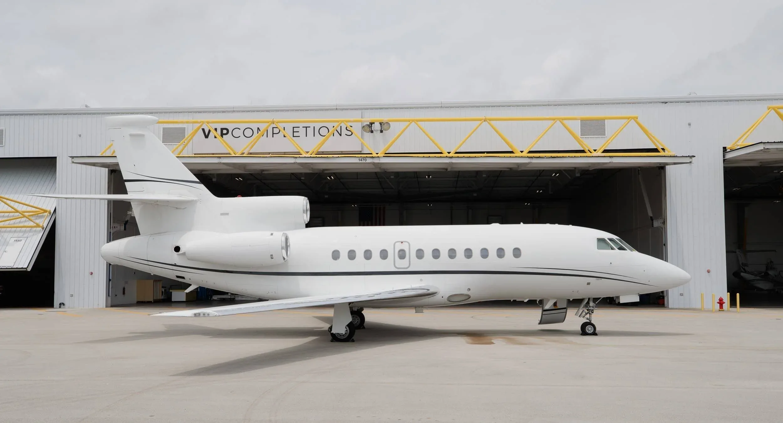 2002 Falcon 900C — SmartJets
