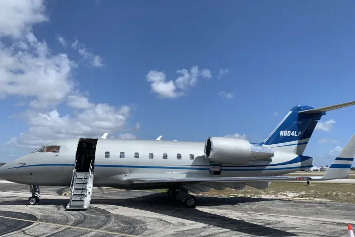 Challenger 604
