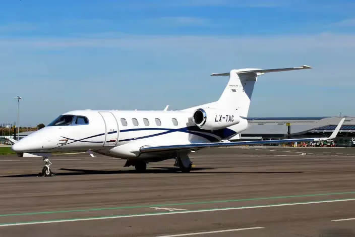 Phenom 300