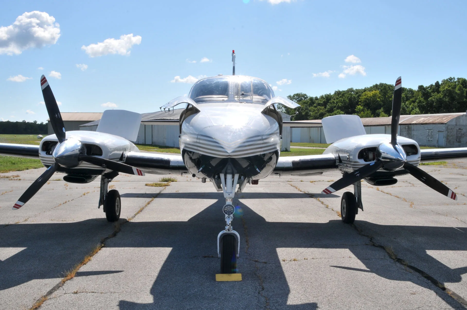 Exterior view of a 1977 Cessna 340A | TAS Aviation.
