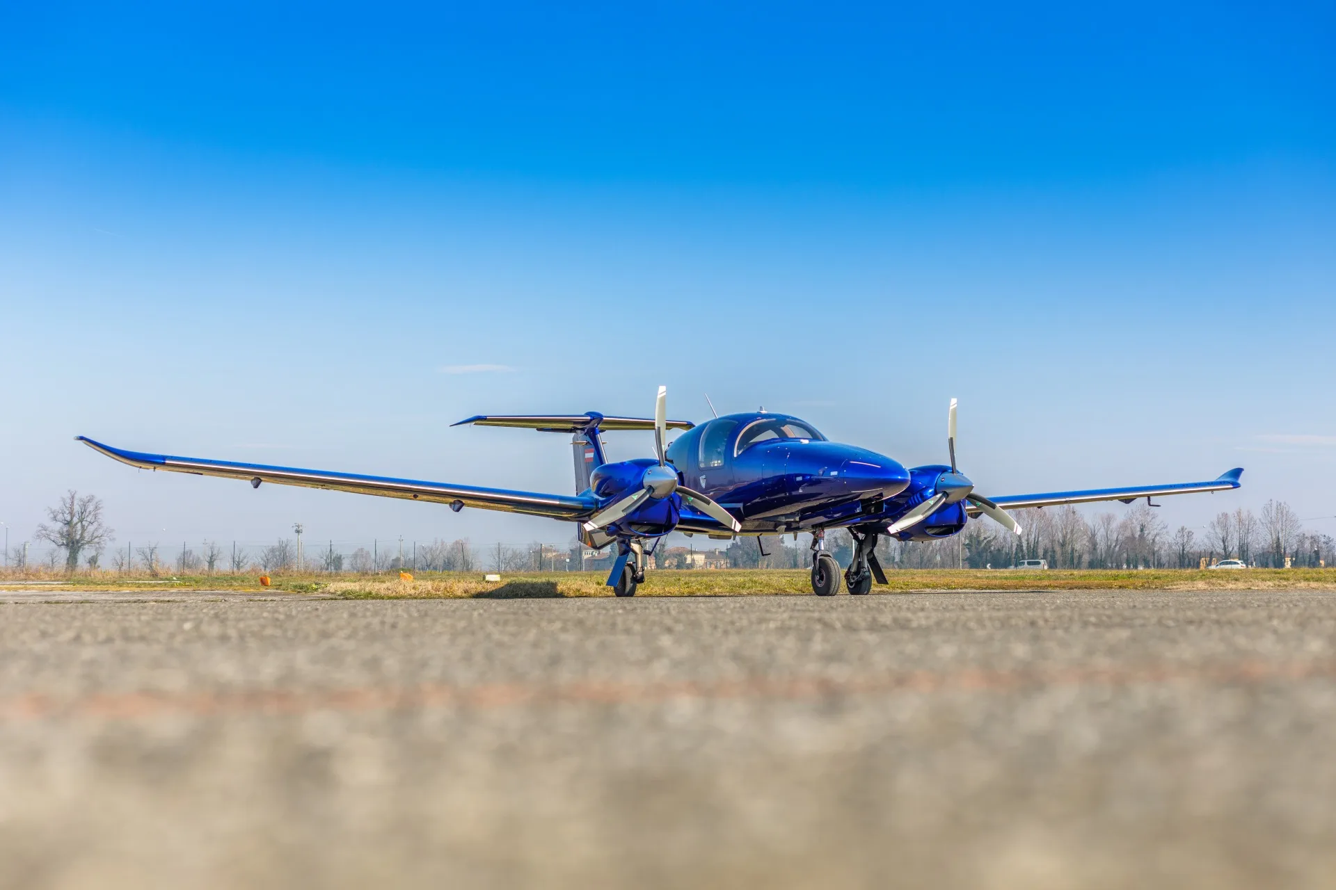 Exterior view of a 2018 Diamond da62 62 102 oe fsg.