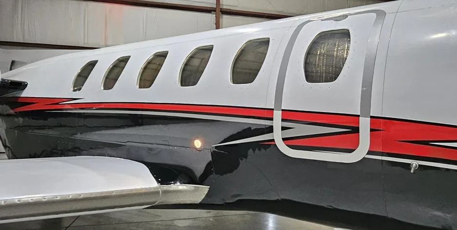 Exterior view of a 1988 Cessna CITATION 550 SII.