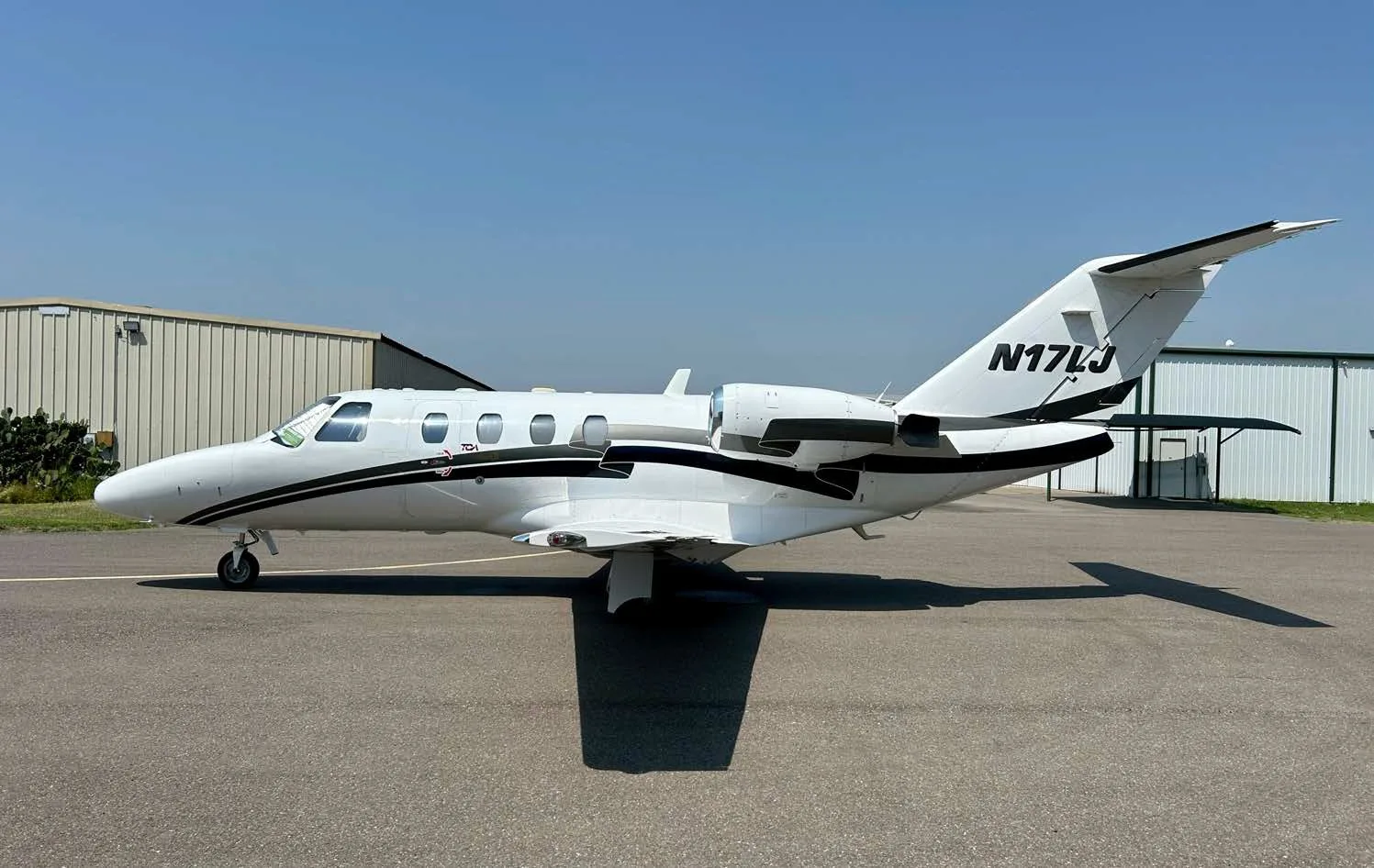 Exterior view of a 2000 Cessna Citation CJ1.