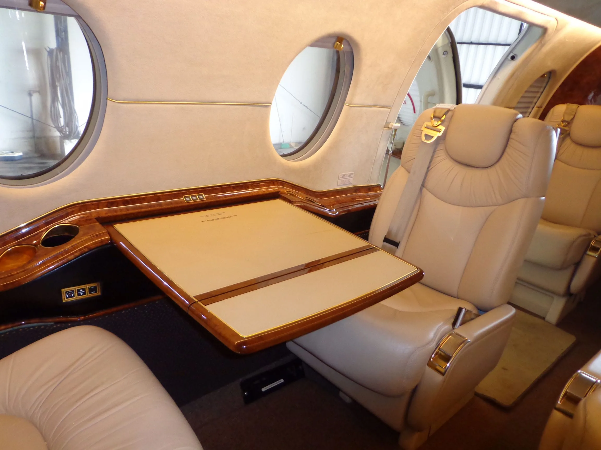 Cabin interior of a 2001 Beechcraft Hawker 400A.