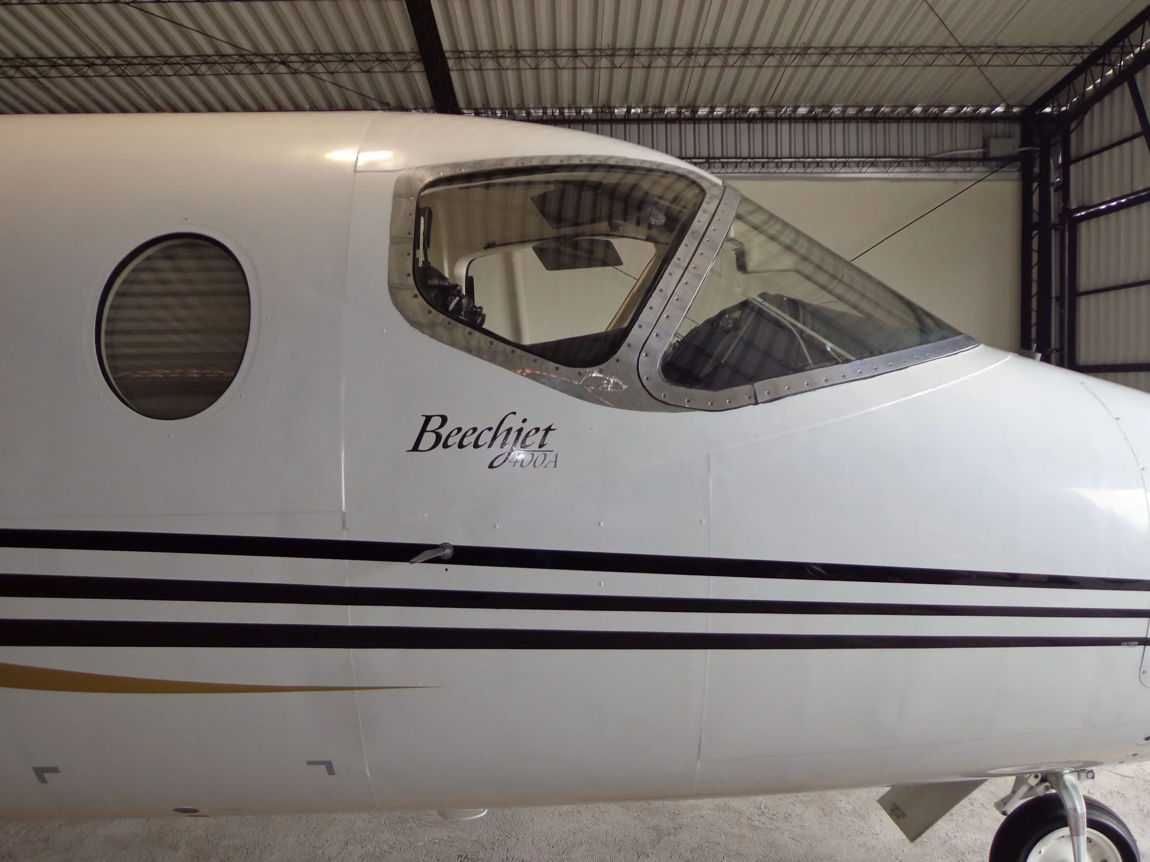 Exterior view of a 2001 Beechcraft Hawker 400A.
