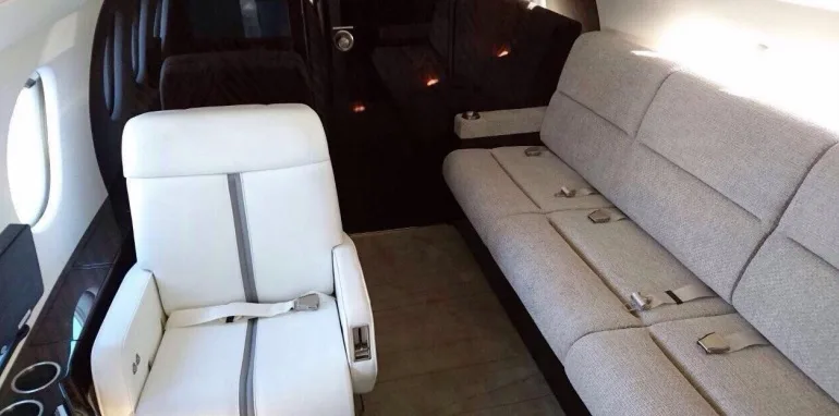 Cabin interior of a 2004 Dassault Falcon 900EX EASy.