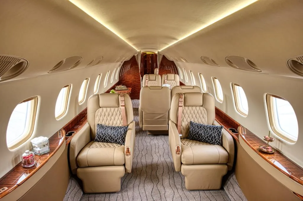 Cabin interior of a 2004 Embraer Legacy 600.