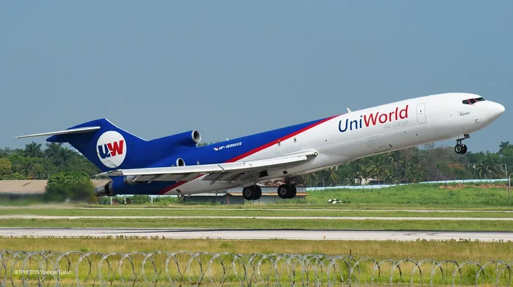 Exterior view of a 1981 Boeing 727.