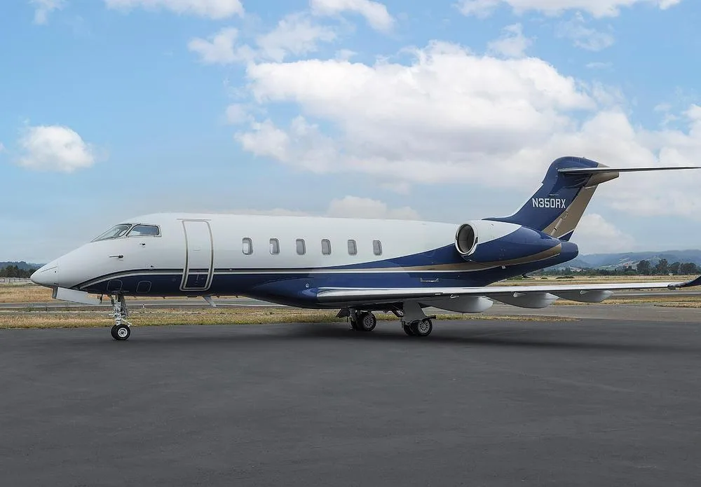 2015 Bombardier Challenger 350 S/N 20582 #N350RX
