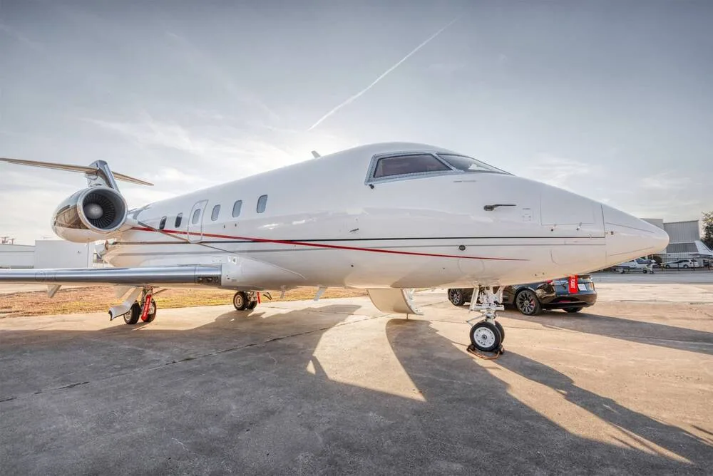 1982 Bombardier Challenger 601 #N777GA