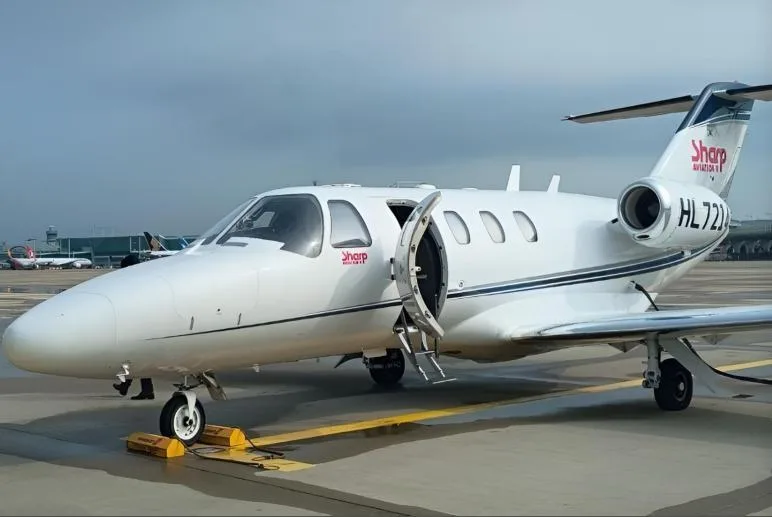 Exterior view of a 2002 Cessna Citation CJ1.