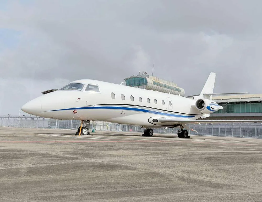 Exterior view of a 2007 Gulfstream.