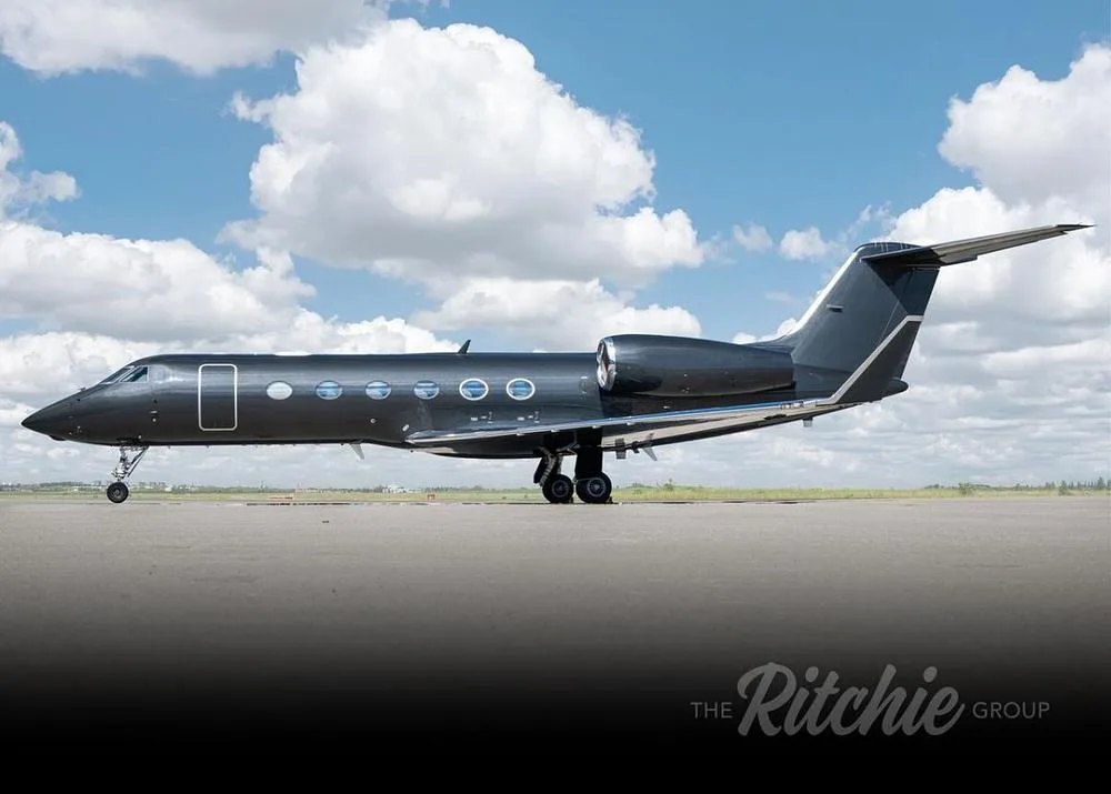 Exterior view of a 2009 Gulfstream.