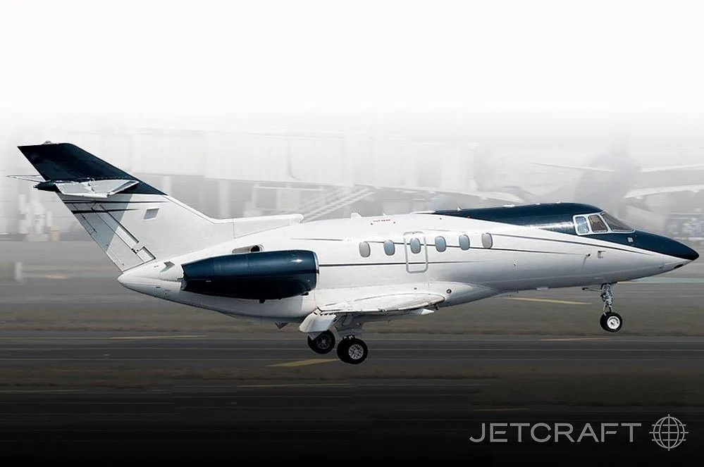 Marketing image of a 2006 Hawker 800XPI.