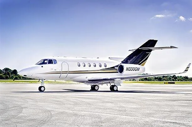Exterior view of a 2008 Hawker 900XP, N330GW.
