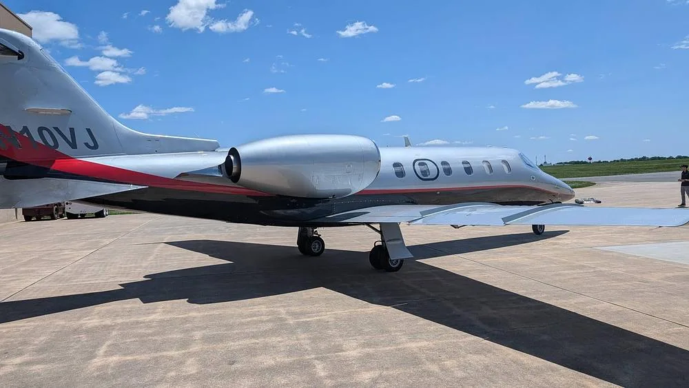 Exterior view of a 1990 Learjet 31A, N10VJ.