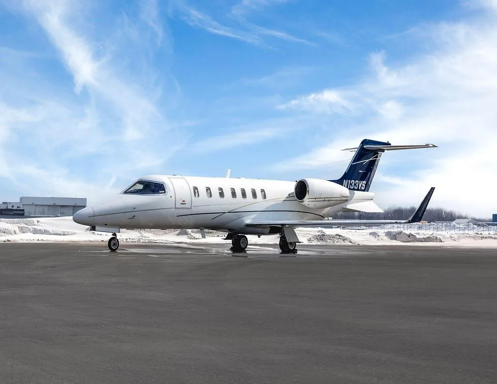 Exterior view of a 2006 Learjet 40XR, N133VS.