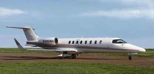 Exterior view of a 1999 Learjet 45, N395WB.