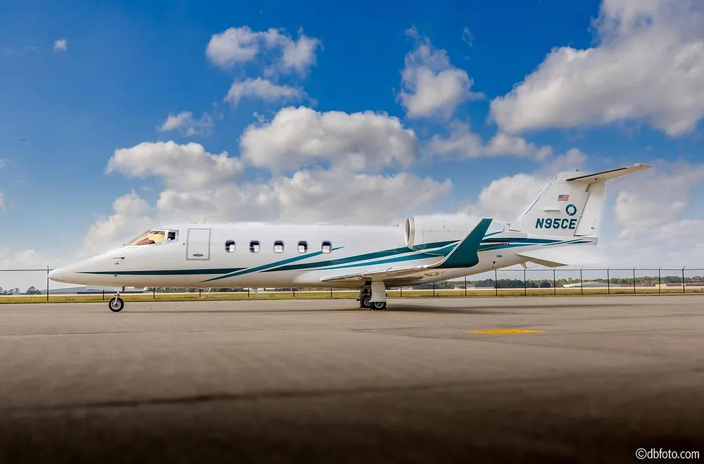 Exterior view of a 2011 Learjet 60XR, N95CE.