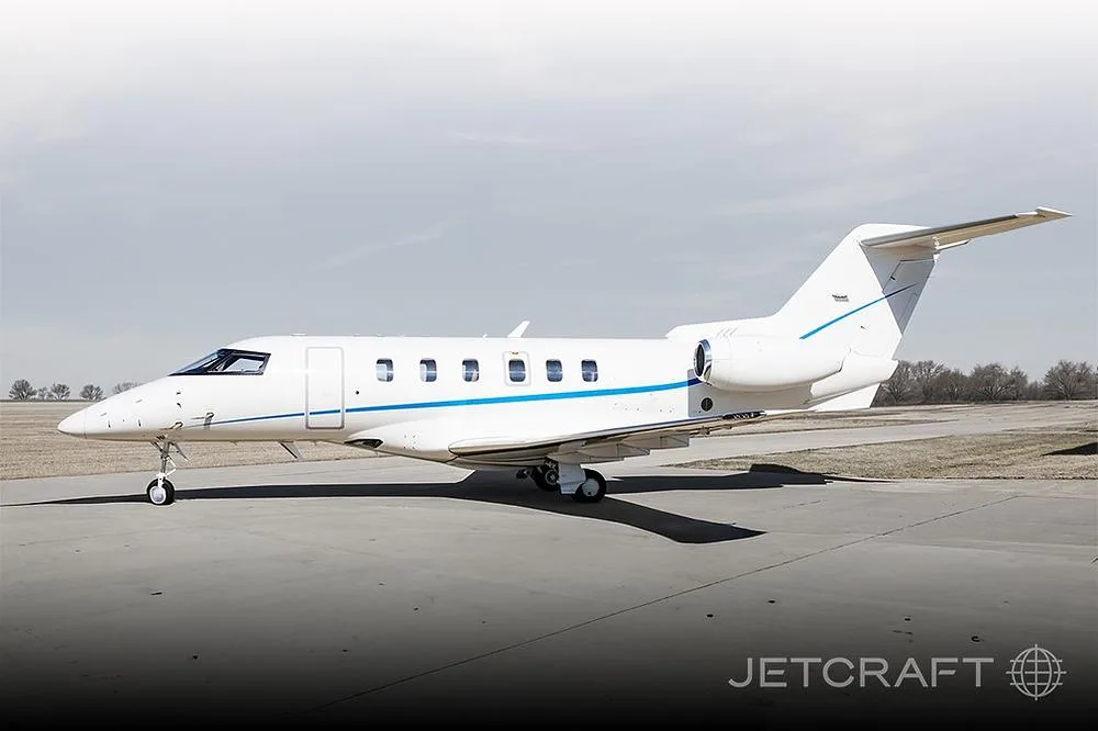 Exterior view of a 2020 Pilatus PC24, N542JB.