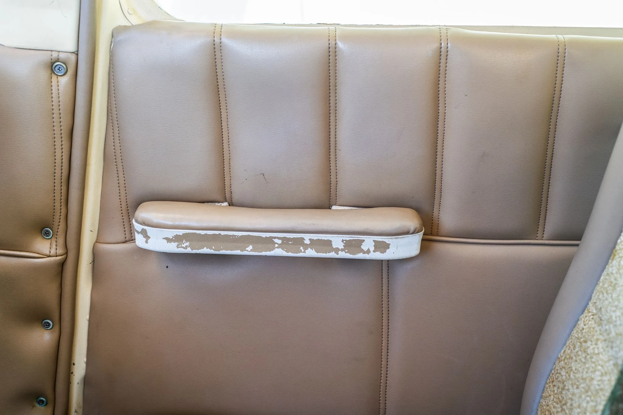 Cabin interior of a 1963 Cessna 205 (Model 210-5) Super Skywagon.