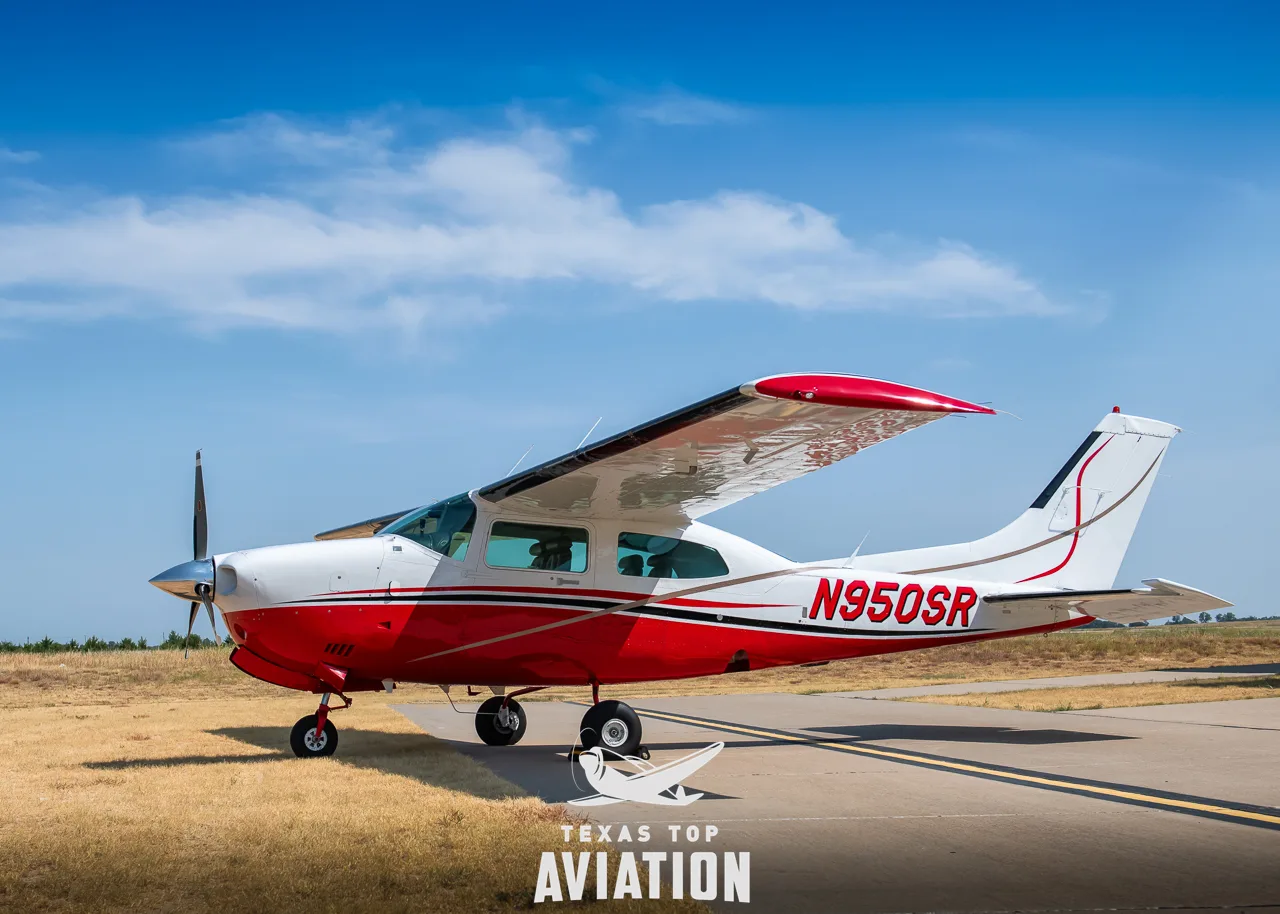 Exterior view of a 1979 Cessna T210N Turbo Centurion –, N950SR.